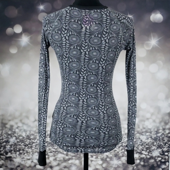Free People Sheer Swirl Pattern Thermal - Picture 2 of 3